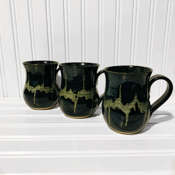 Authentic Pottery Mugs - Picture 2 of 6